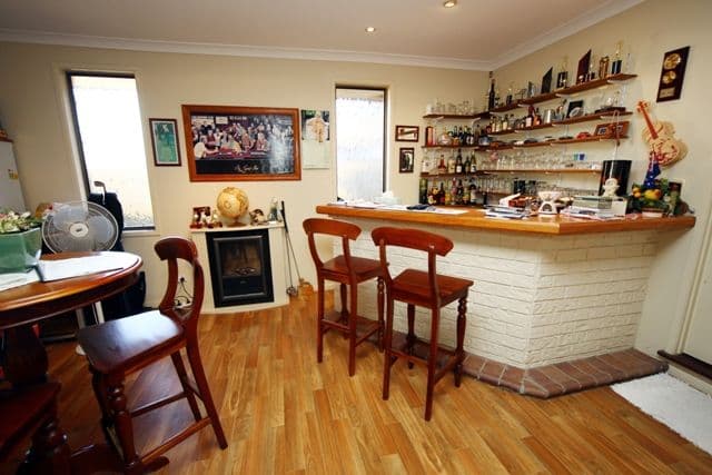 35 Lancelin Drive, MERMAID WATERS QLD 4218, Mermaid Waters - Thumbnail 5