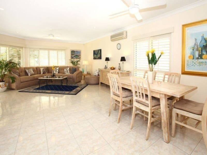 6 Deborah Avenue, BENOWA WATERS QLD 4217, Benowa - Thumbnail 7