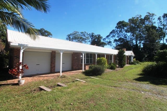 19 Richards Road, CAMP MOUNTAIN QLD 4520, Camp Mountain - Thumbnail 2