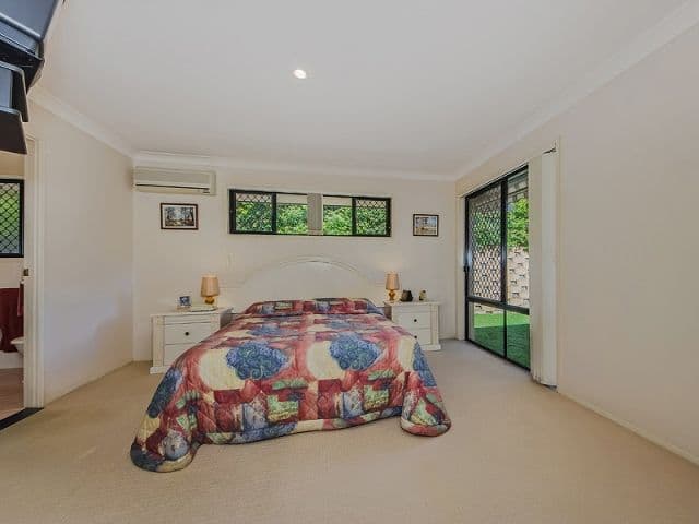21 Chelmsford Place, PARKWOOD QLD 4214, Parkwood - Thumbnail 6