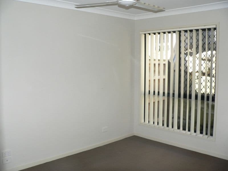 43 Barradeen Circuit, PACIFIC PINES QLD 4211, Pacific Pines - Thumbnail 8
