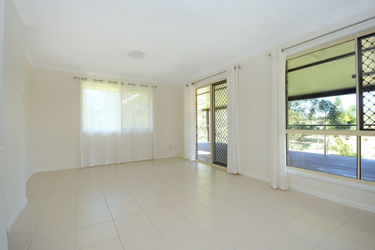 2 Schmidt Court, TOP CAMP QLD 4350, Top Camp - Thumbnail 5