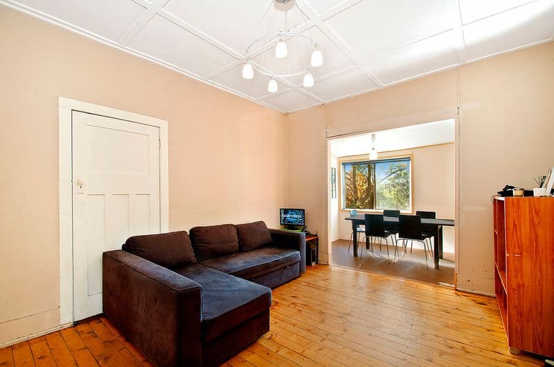 11 Rosebery Street, HEATHCOTE NSW 2233, Heathcote - Thumbnail 4