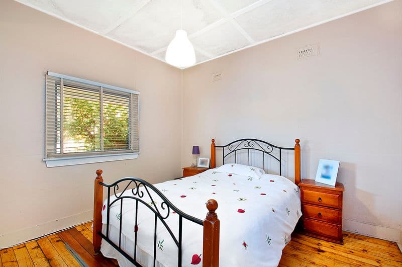 11 Rosebery Street, HEATHCOTE NSW 2233, Heathcote - Thumbnail 6