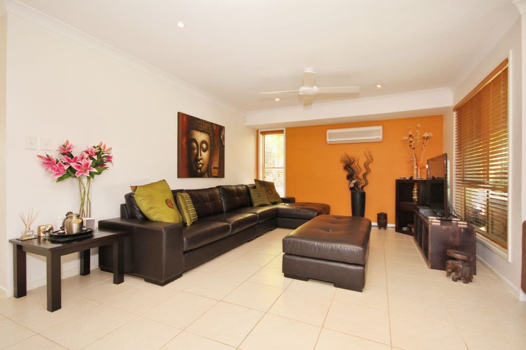 45 Leviathan Drive, MUDGEERABA QLD 4213, Mudgeeraba - Thumbnail 2
