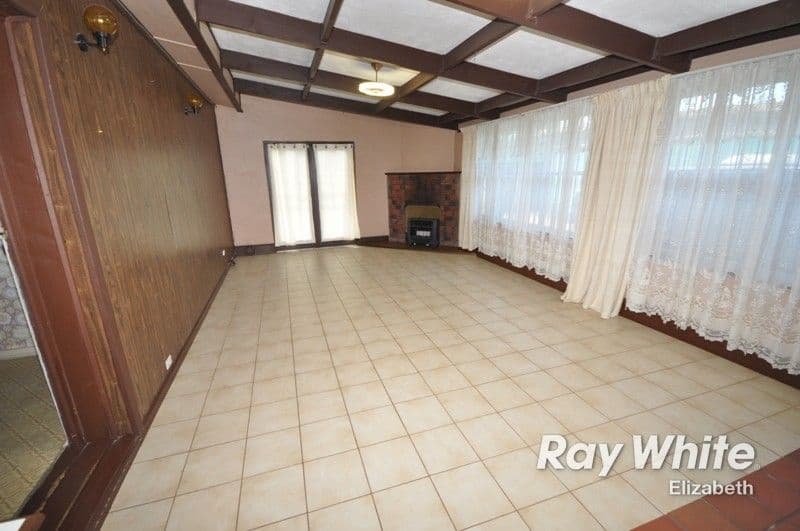 64 McCormack Crescent, SALISBURY NORTH SA 5108, Salisbury North - Thumbnail 3