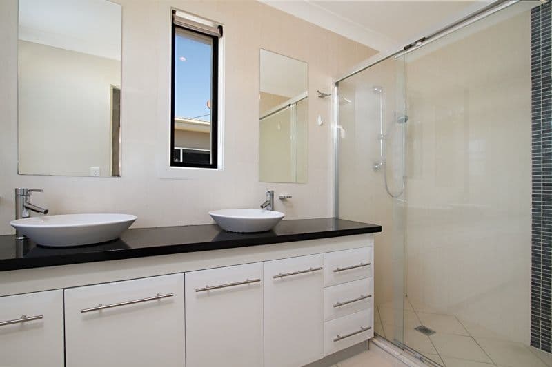 8 Meredith Street, EIGHT MILE PLAINS QLD 4113, Eight Mile Plains - Thumbnail 6