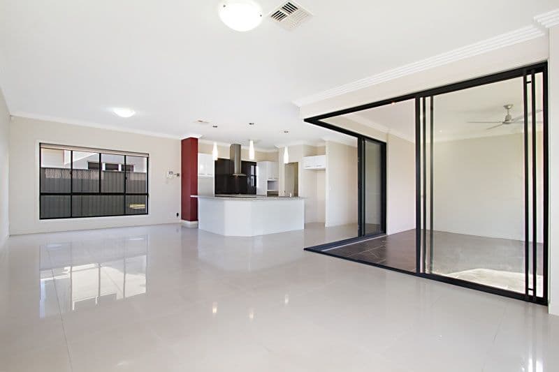 8 Meredith Street, EIGHT MILE PLAINS QLD 4113, Eight Mile Plains - Thumbnail 4