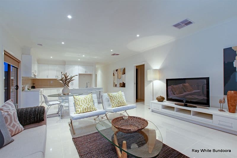 299 The Lakes Boulevard, SOUTH MORANG VIC 3752, South Morang - Thumbnail 4