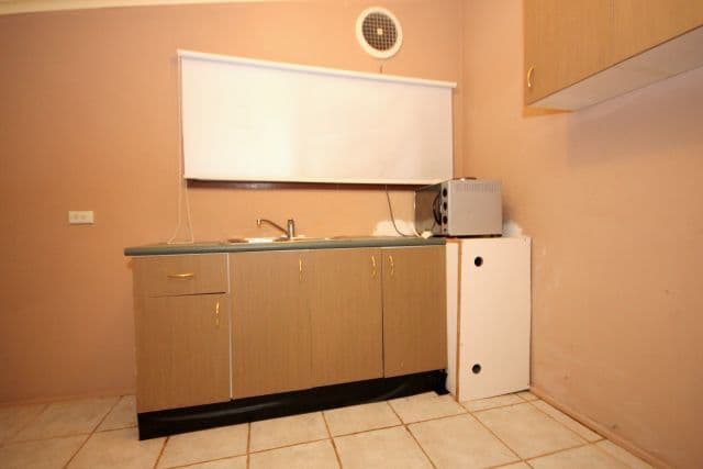 37 Thompson Street, MOOREBANK NSW 2170, Moorebank - Thumbnail 3