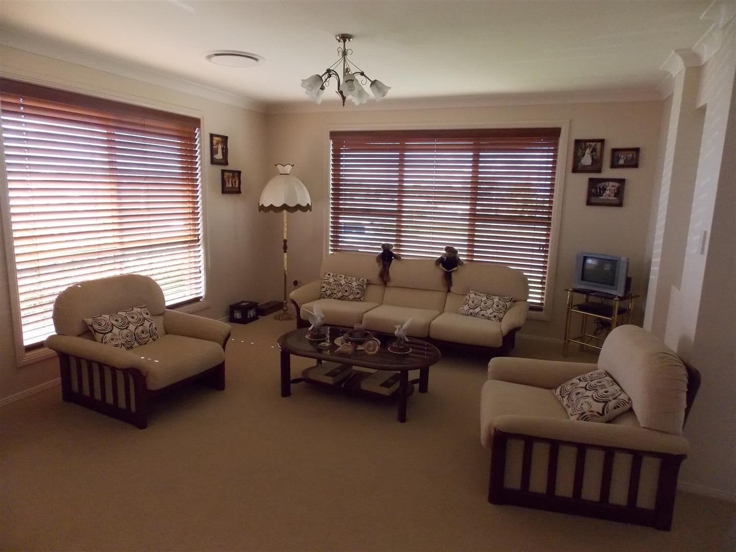 25 Alder Avenue, PARKES NSW 2870, Parkes - Thumbnail 2