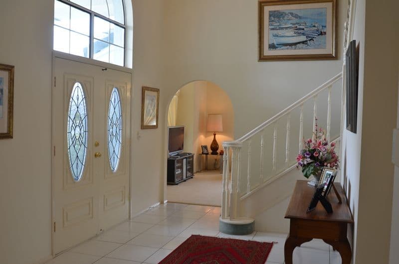 7 Arun Drive, ARUNDEL QLD 4214, Arundel - Thumbnail 2