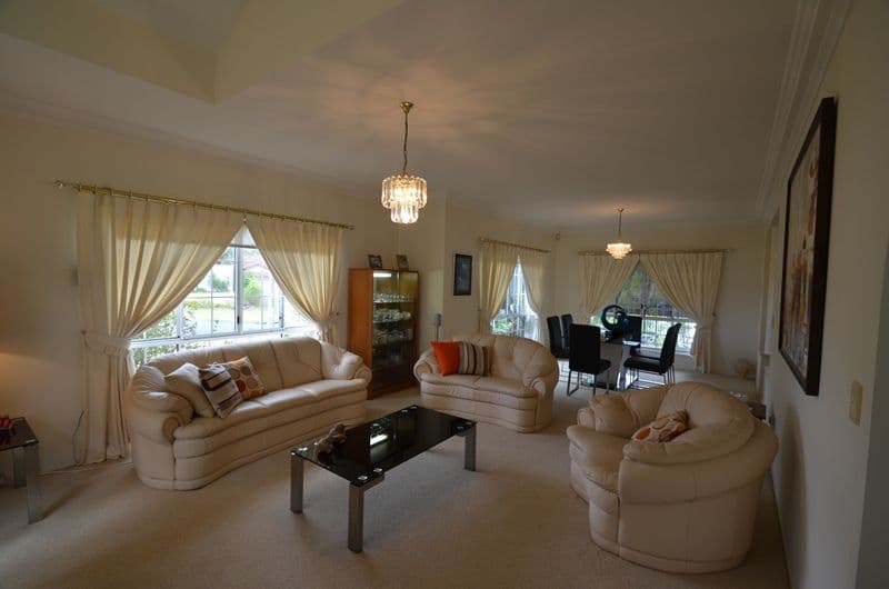 7 Arun Drive, ARUNDEL QLD 4214, Arundel - Thumbnail 3