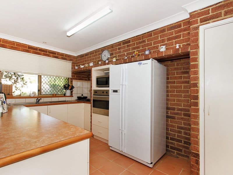 32 Sacramento Avenue, BEECHBORO WA 6063, Beechboro - Thumbnail 3