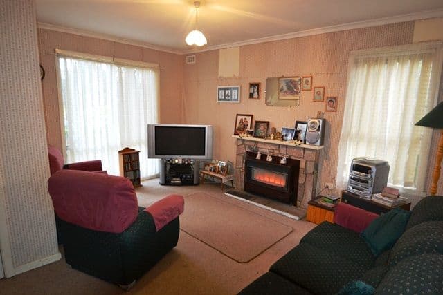 40 Heywood Crescent, SEYMOUR VIC 3660, Seymour - Thumbnail 3
