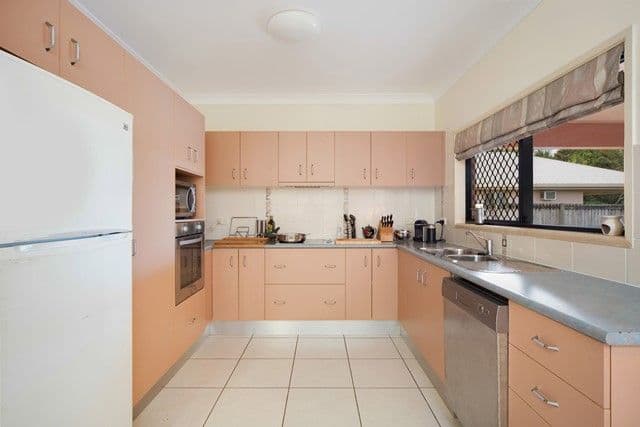 2 Tin Sang Close, EDMONTON QLD 4869, Edmonton - Thumbnail 5