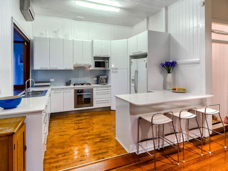 6 Thomas Street, GRANGE QLD 4051, Grange - Thumbnail 3