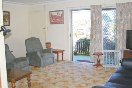 273 Victoria Avenue, REDCLIFFE QLD 4020, Redcliffe - Thumbnail 4
