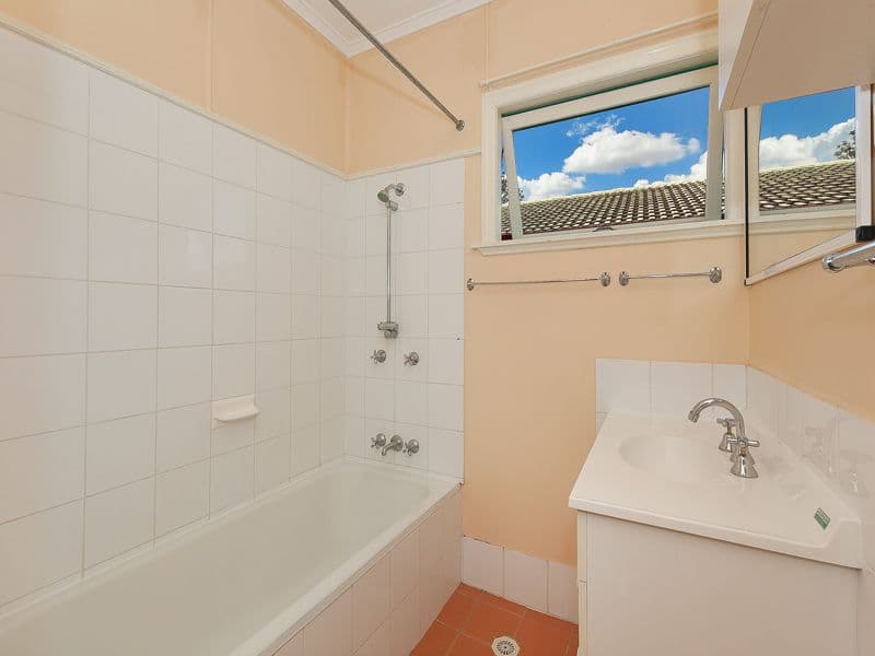 21 Stephenson Street, OXLEY QLD 4075, Oxley - Thumbnail 7