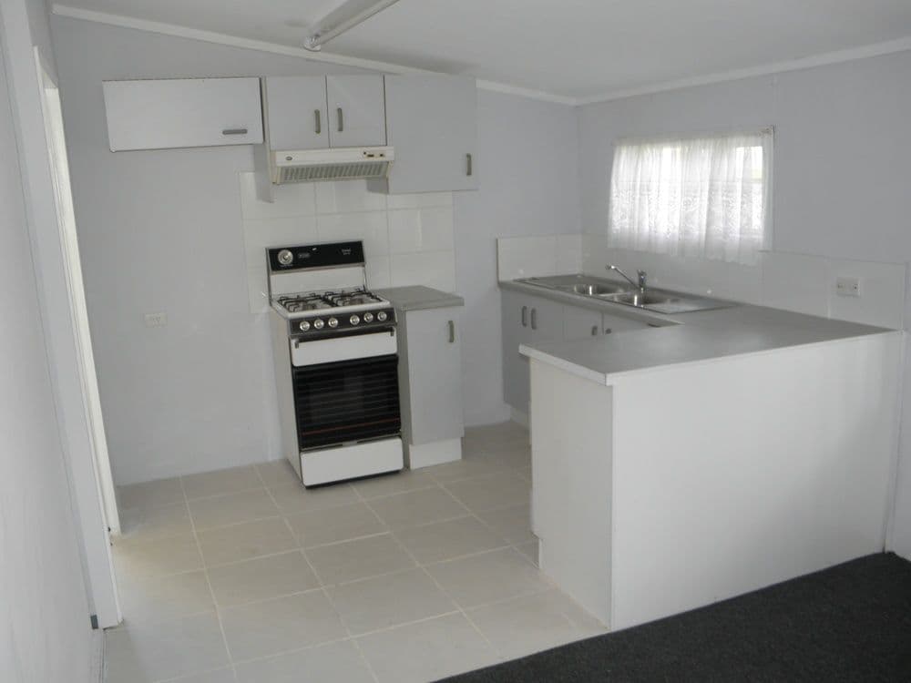 4 Woodrow Place, FIGTREE NSW 2525, Figtree - Thumbnail 3