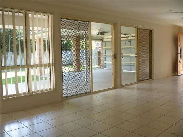 3 Joyner Close, GLEN EDEN QLD 4680, Glen Eden - Thumbnail 2