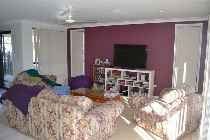 17A Whitbread Road, CLINTON QLD 4680, Clinton - Thumbnail 3