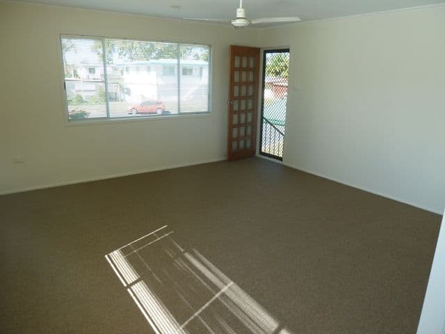 14 Tully Court, ANDERGROVE QLD 4740, Andergrove - Thumbnail 3