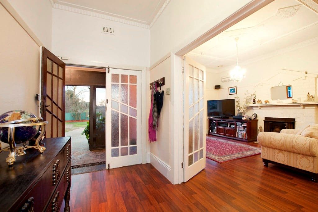 201 Old Melbourne Road, BALLAN VIC 3342, Ballan - Thumbnail 2