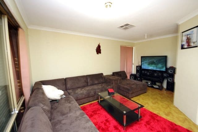 3 Jana Court, BEECHBORO WA 6063, Beechboro - Thumbnail 2