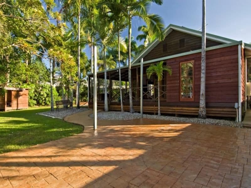 2 RIBBON Avenue, PORT DOUGLAS QLD 4877, Port Douglas - Thumbnail 2