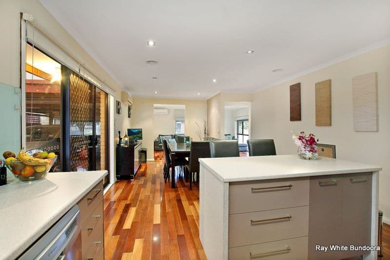 1 Bellevue Court, MILL PARK VIC 3082, Mill Park - Thumbnail 4