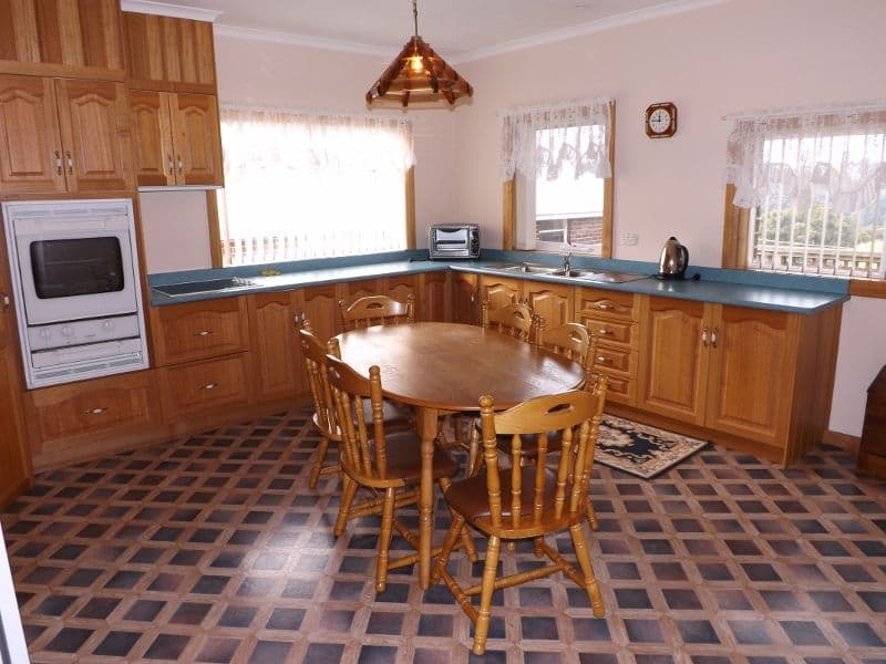 19 McPhee Street, BURNIE TAS 7320, Burnie - Thumbnail 2