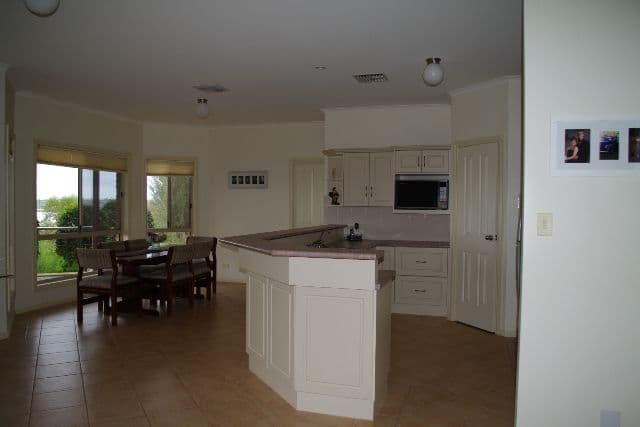 30  Fuller Road, BERRI SA 5343, Berri - Thumbnail 3