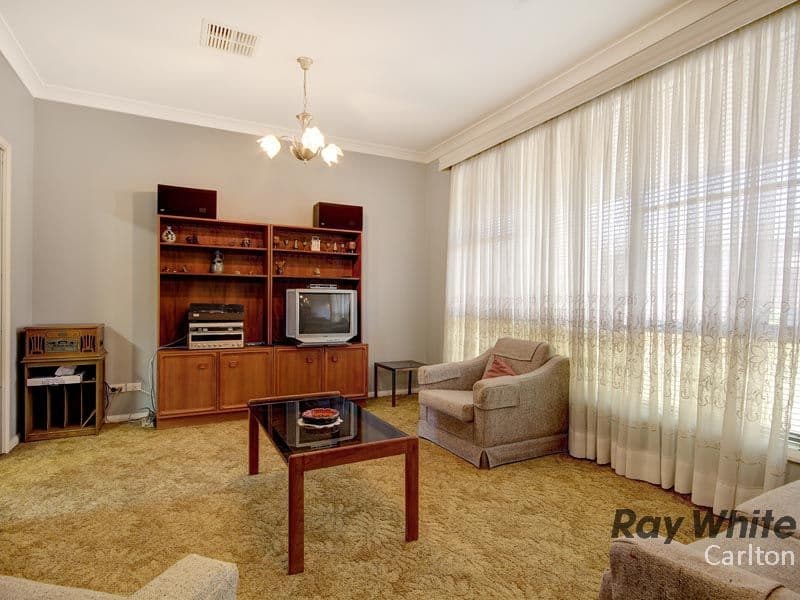 5 Narramore Street, KINGSGROVE NSW 2208, Kingsgrove - Thumbnail 2
