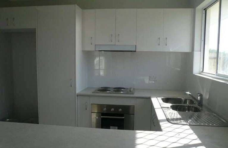7 Colombia Street, WHITE ROCK QLD 4868, White Rock - Image 1