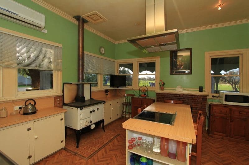 1000 Mia Mia Derrinal Road, DERRINAL VIC 3523, Derrinal - Thumbnail 2