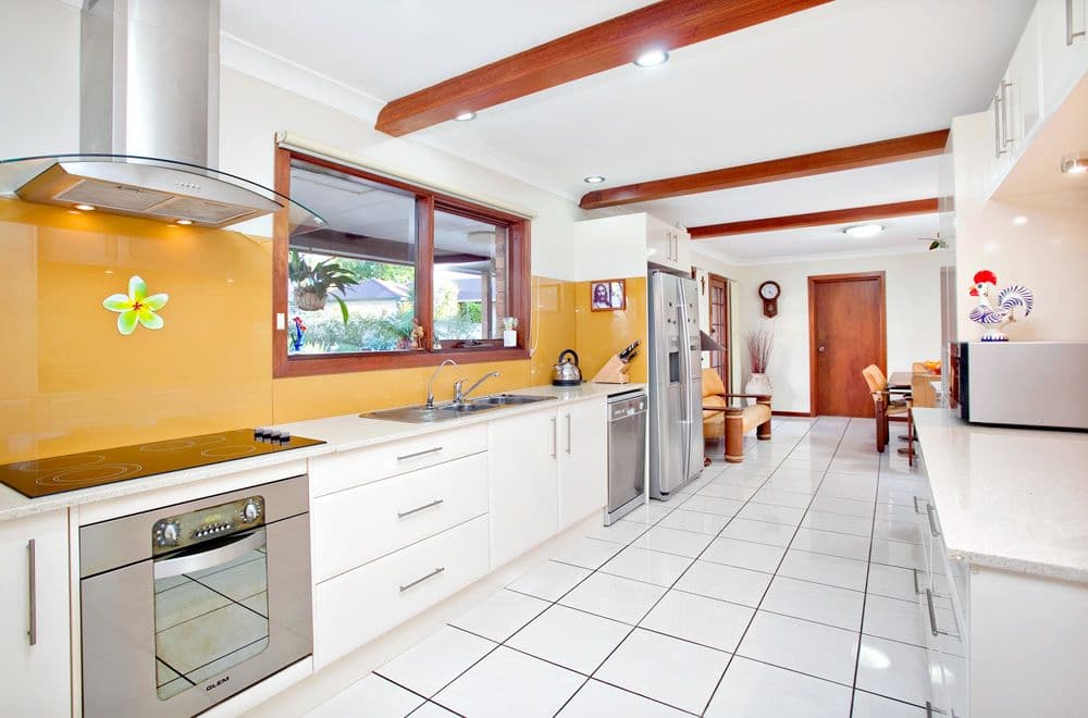 6 Sexton Avenue, CASTLE HILL NSW 2154, Castle Hill - Thumbnail 2
