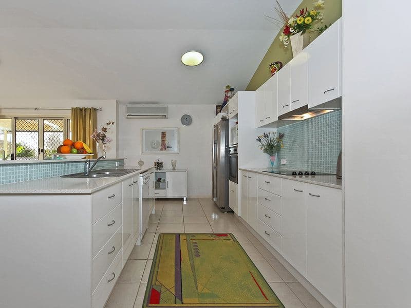 61 Merrilaine Crescent, MERRIMAC QLD 4226, Merrimac - Thumbnail 4