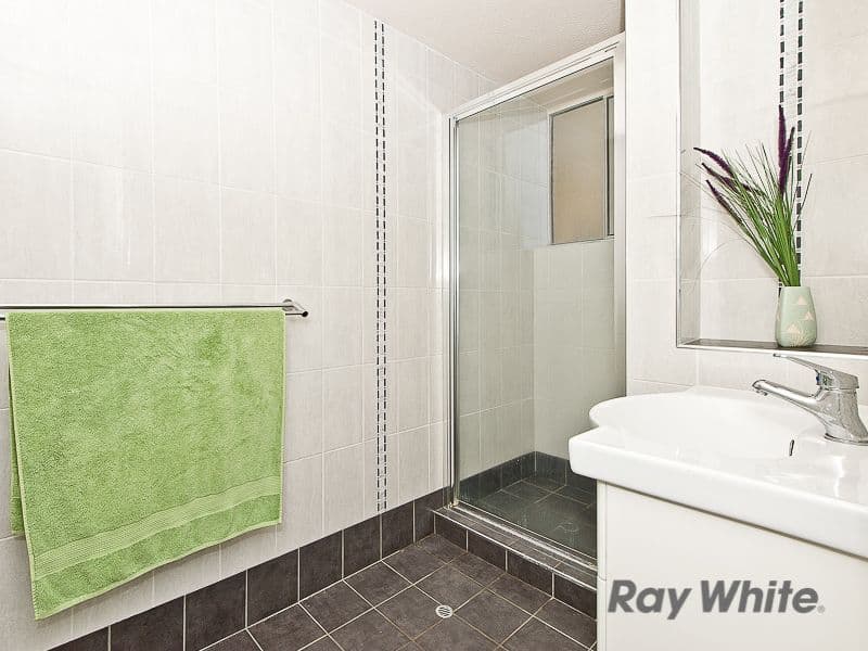 53 Eildon Road, WINDSOR QLD 4030, Windsor - Thumbnail 7