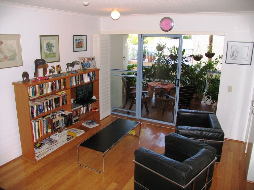 2 Waverley Road, TARINGA QLD 4068, Taringa - Thumbnail 2