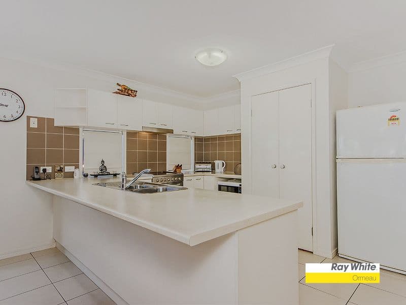 19 Glenafton Court, ORMEAU QLD 4208, Ormeau - Thumbnail 2