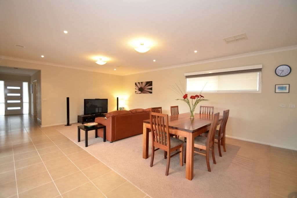 3 Pier Avenue, DOREEN VIC 3754, Doreen - Thumbnail 2