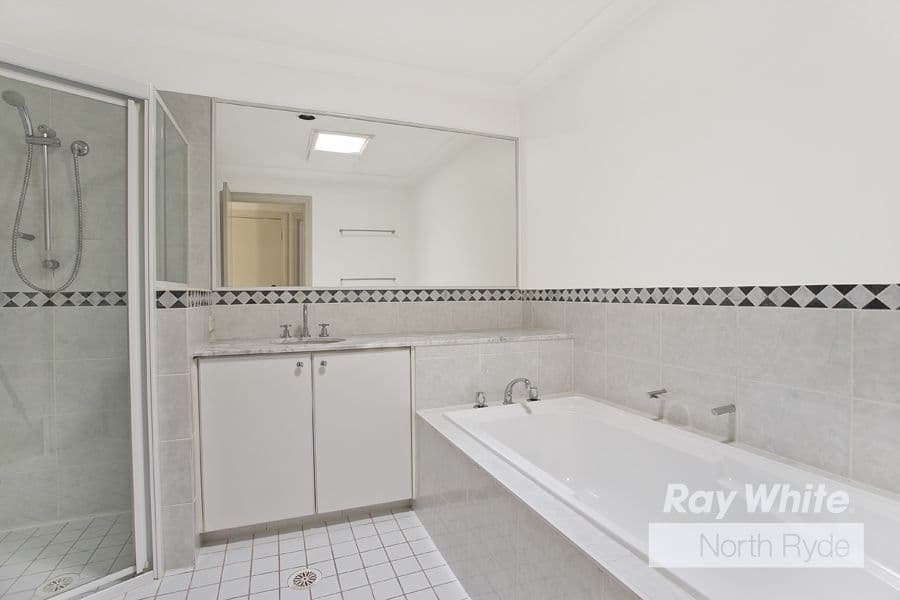 10 Lancaster Drive, MARSFIELD NSW 2122, Marsfield - Thumbnail 4
