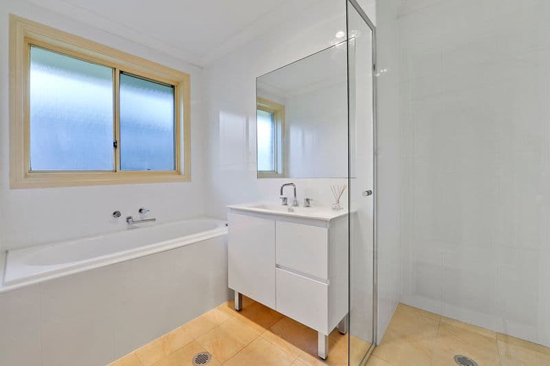 2 Oakwood Place, HORNSBY HEIGHTS NSW 2077, Hornsby Heights - Thumbnail 6