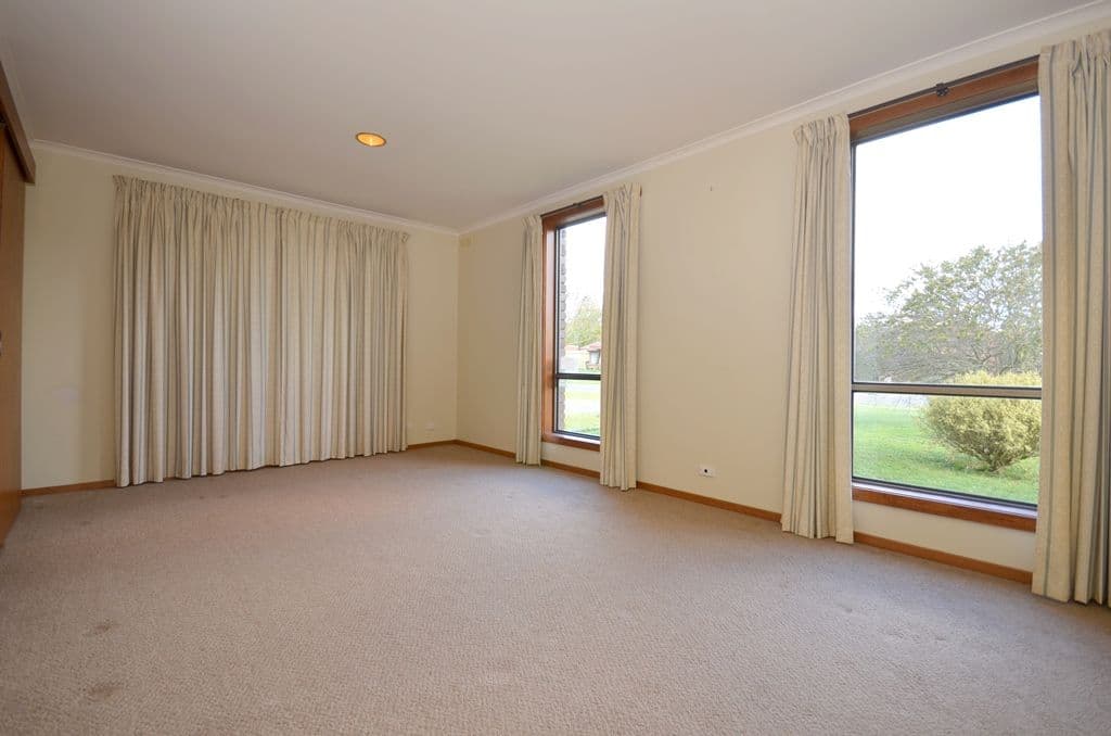 6 Goolwa Drive, DELACOMBE  Victoria  3356, Australia, Delacombe - Thumbnail 2