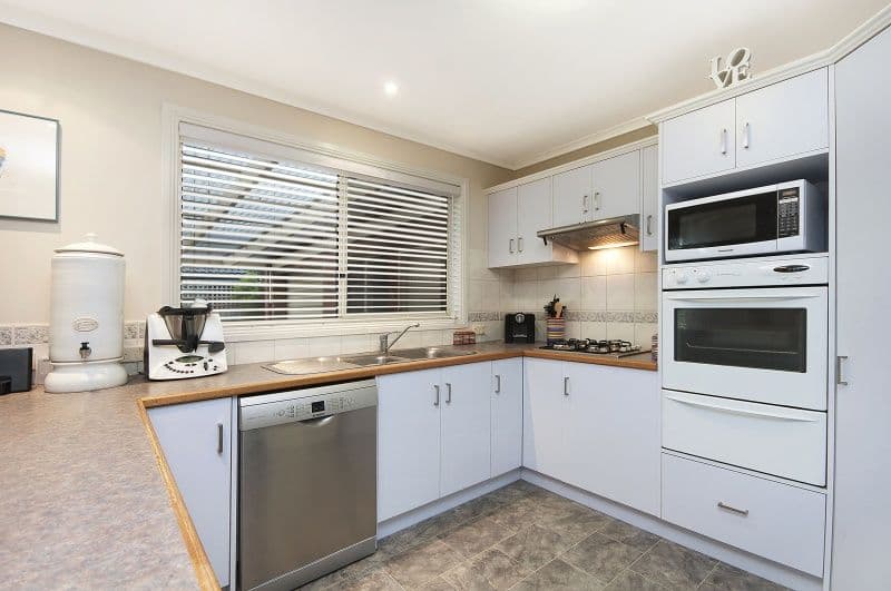 18 Silesia Court, WARRNAMBOOL VIC 3280, Warrnambool - Thumbnail 5