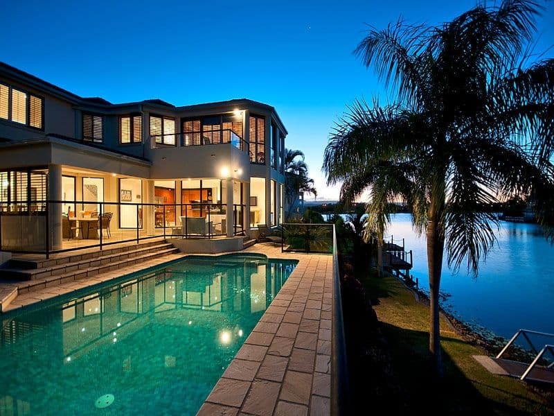 13 Staysail Crescent, CLEAR ISLAND WATERS QLD 4226, Clear Island Waters - Thumbnail 2
