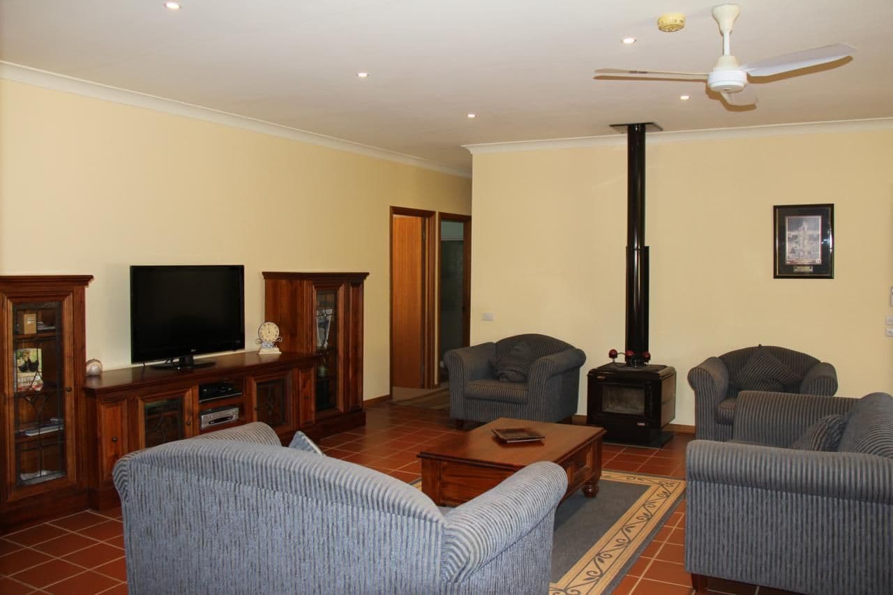 644 Eppalock-Knowsley Road, KNOWSLEY VIC 3523, Knowsley - Thumbnail 8