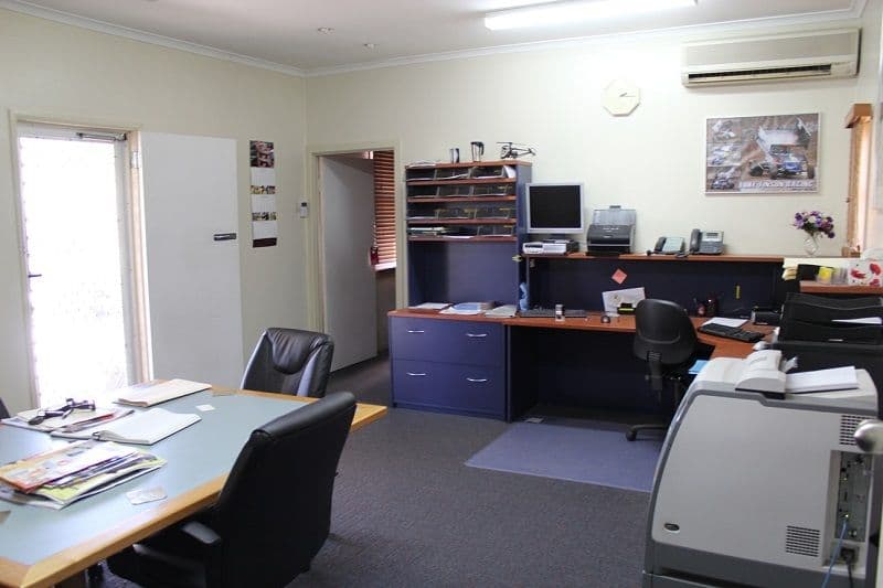 70 Rookwood Avenue, COOPERS PLAINS QLD 4108, Coopers Plains - Thumbnail 6