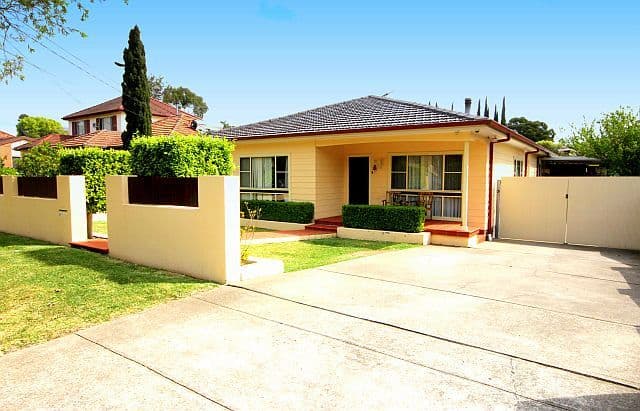 78 Hillcrest Avenue, GREENACRE NSW 2190, Greenacre - Image 1